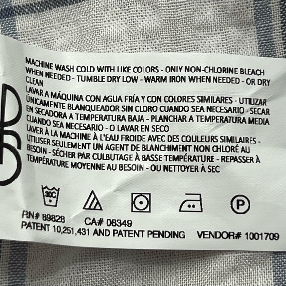 Gloria Vanderbilt Women's V-Neck, Short Sleeve High-Low Hem, Work Blouse Top NWT - Picture 4 of 7